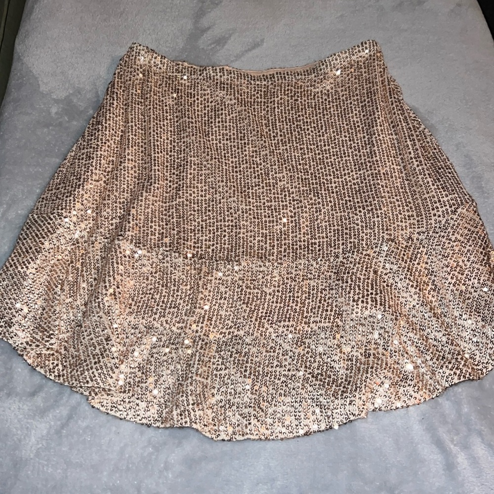 Ladies Skirt